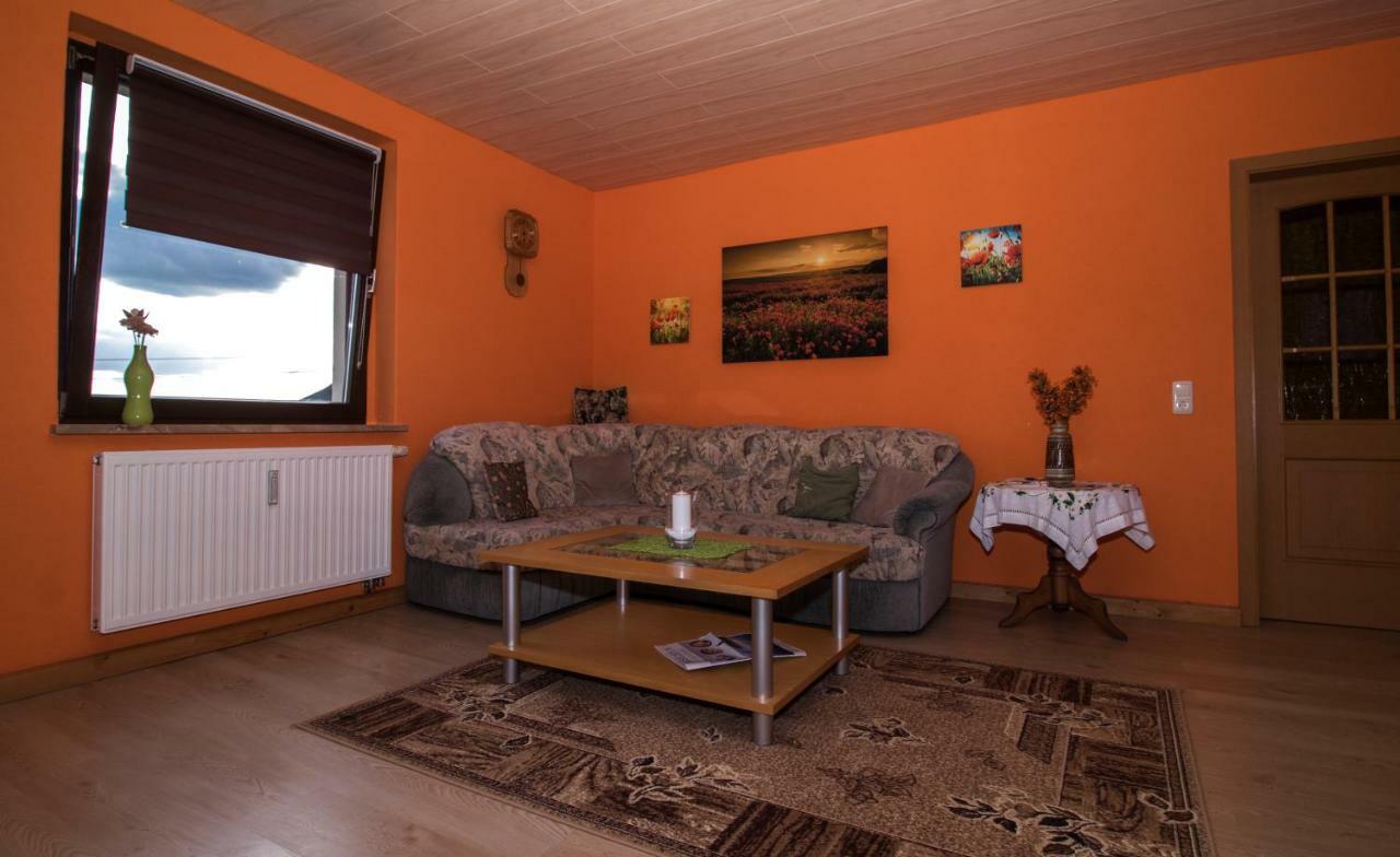 Am Balkon Des Erzgebirges Apartment Bernsbach Luaran gambar